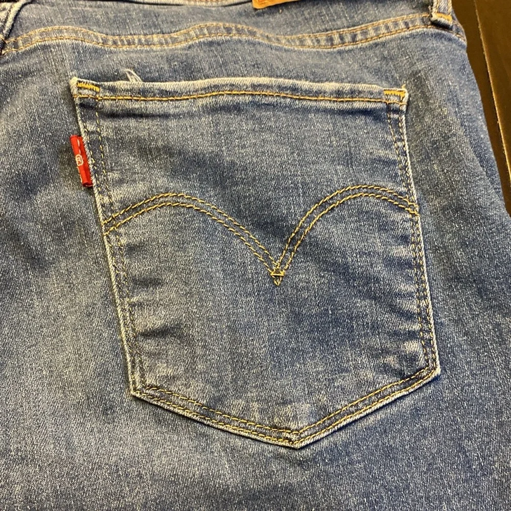 Levi’s 720 High-Rise Super Skinny Distressed Jeans  - Size 31✨ - Picture 13 of 14